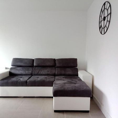 Appartement Au Rdc Avec Une Terrasse Lourdes Exterior photo