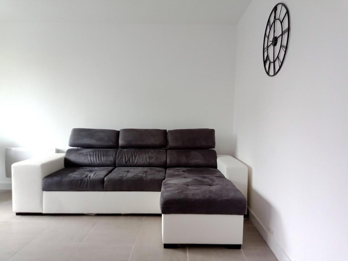 Appartement Au Rdc Avec Une Terrasse Lourdes Exterior photo